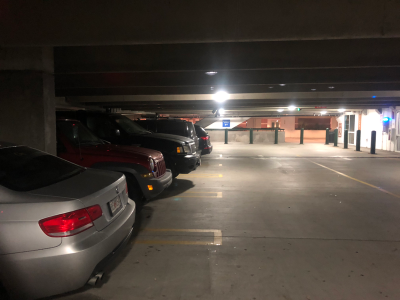 328i at SAV airport.